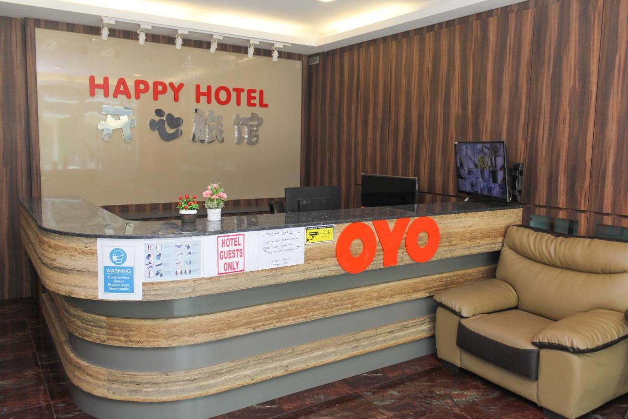 Oyo 90027 Happy Hotel Johor Bahru Esterno foto